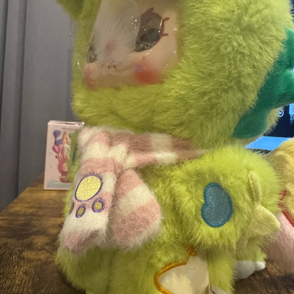 Cureplaneta 400% Baby Three Sweet Dreams Green Dino  with liquid eyes